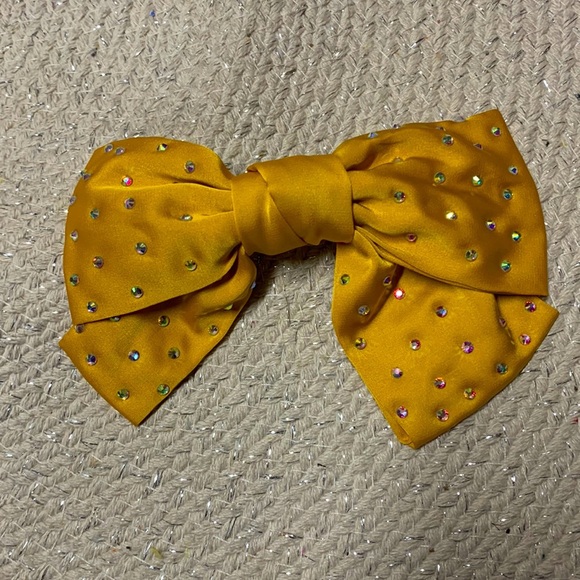 Anthropologie Accessories - Anthropologie hair bow new without tags